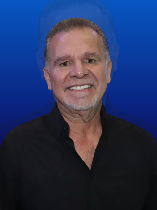 Oscar Enrique Coppel